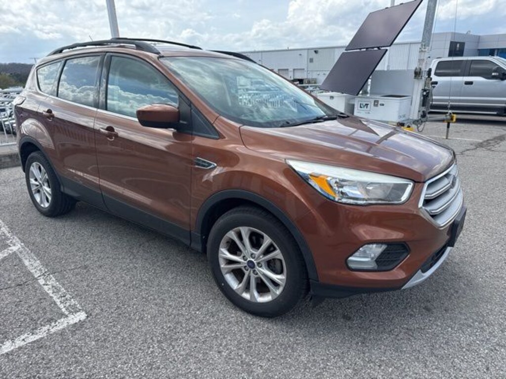 Used 2017 Ford Escape SE SUV