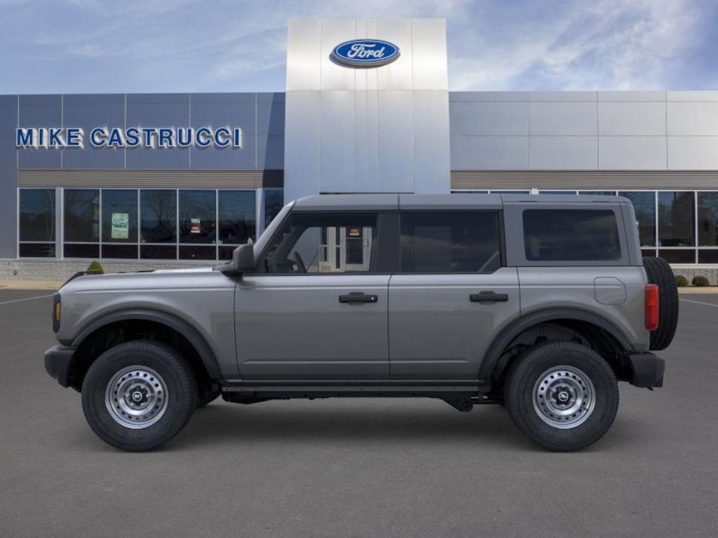 New 2025 Ford Bronco Base SUV