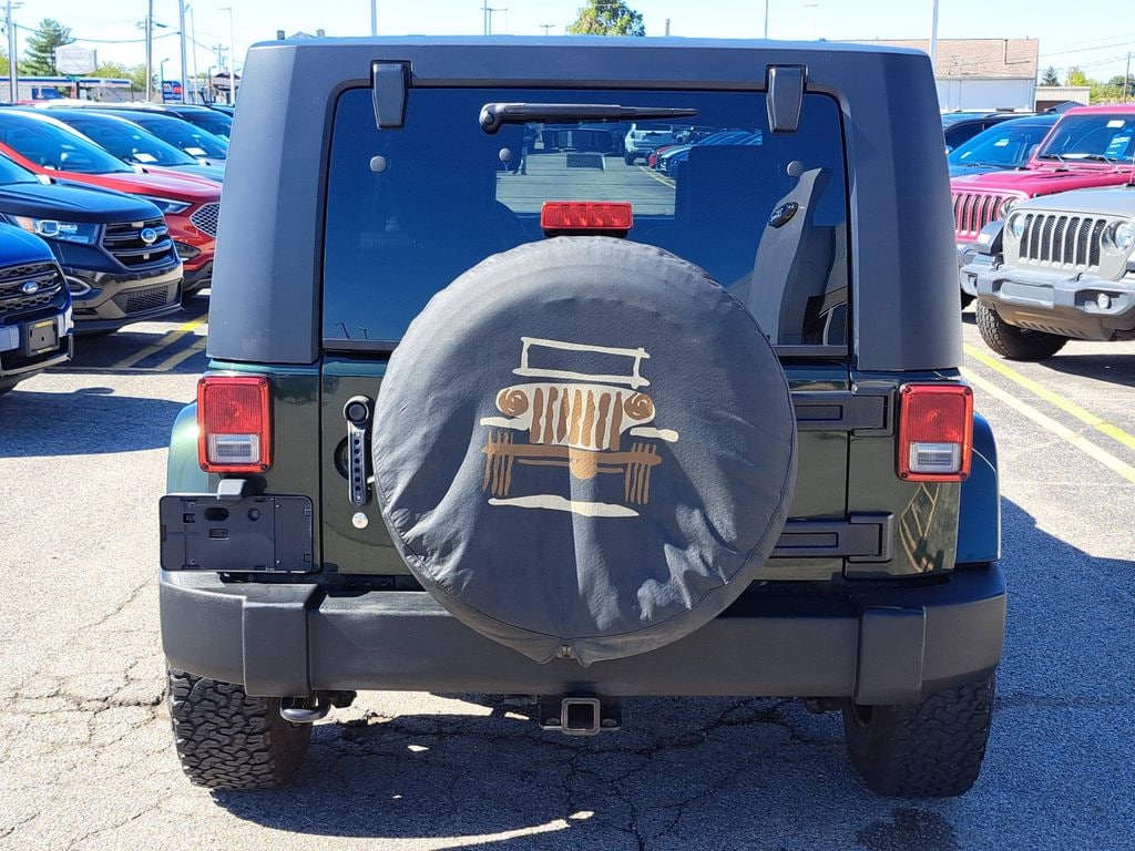 Used 2010 Jeep Wrangler Unlimited Sahara SUV