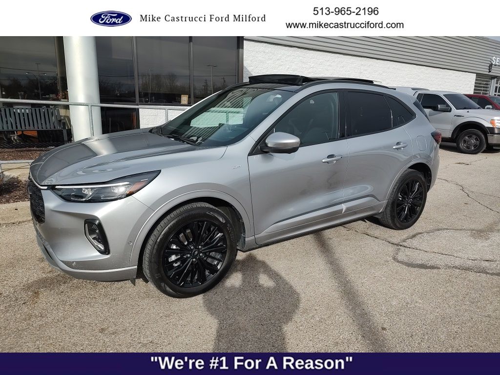 2023 Ford Escape ST-Line Elite's photo