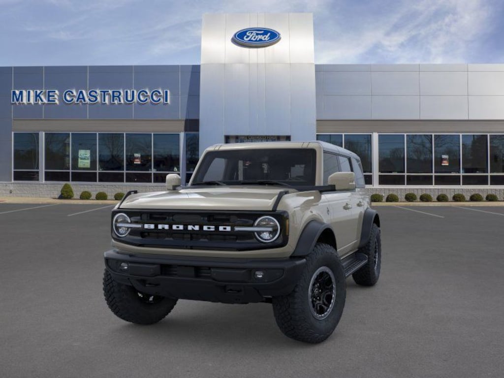 New 2025 Ford Bronco Outer Banks SUV