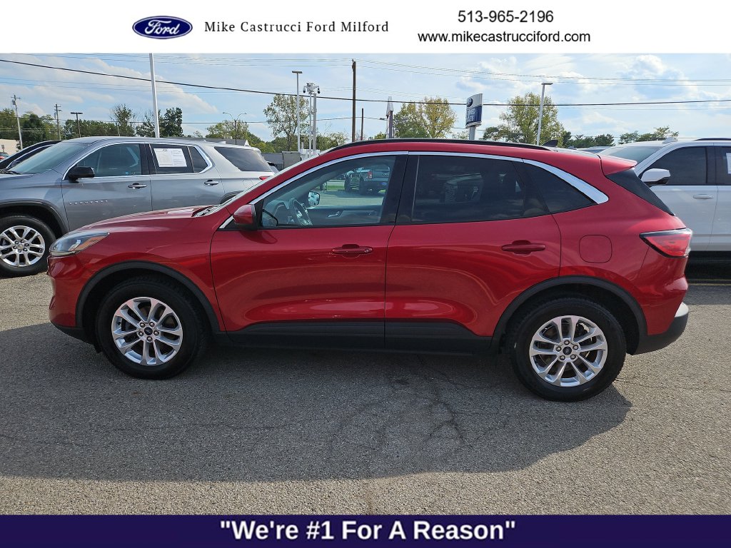 Used 2020 Ford Escape SE with VIN 1FMCU9G69LUB29590 for sale in Milford, OH