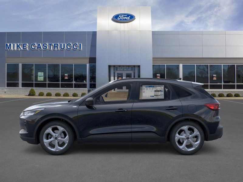 2025 Ford Escape ST-Line photo 2