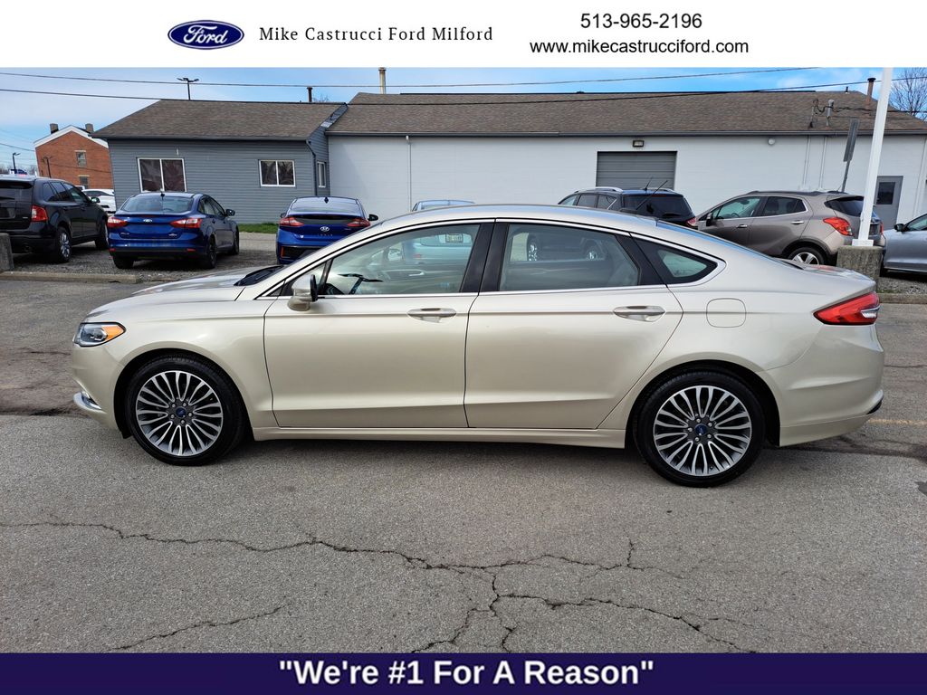 Used 2017 Ford Fusion SE with VIN 3FA6P0HD0HR291484 for sale in Milford, OH