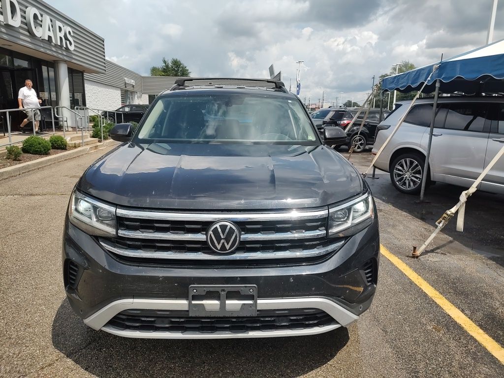 Used 2021 Volkswagen Atlas SE w/Tech with VIN 1V2WR2CA7MC548371 for sale in Milford, OH
