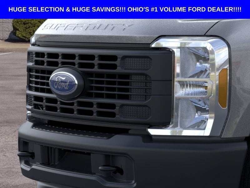 2026 Ford F-350 Super Duty XL - Photo 17