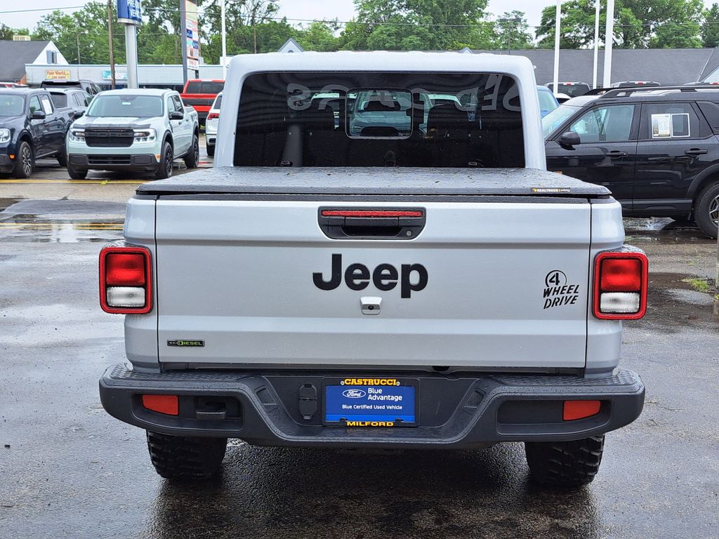 2023 Jeep Gladiator Sport photo 4