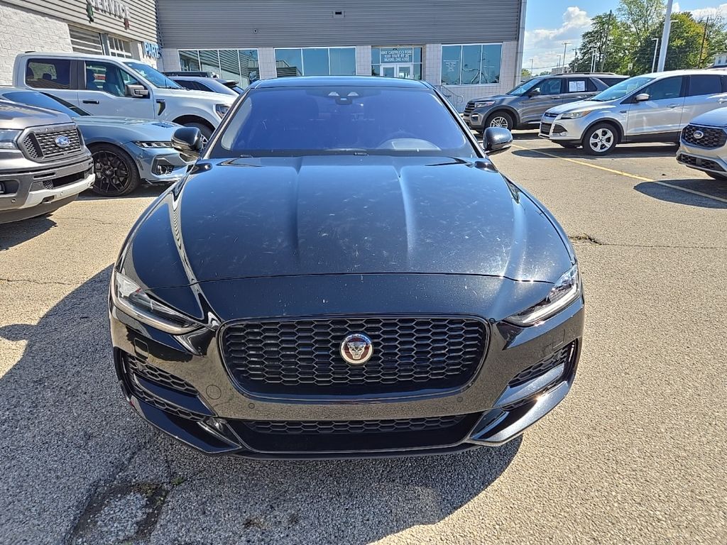 2020 Jaguar XE S photo 2