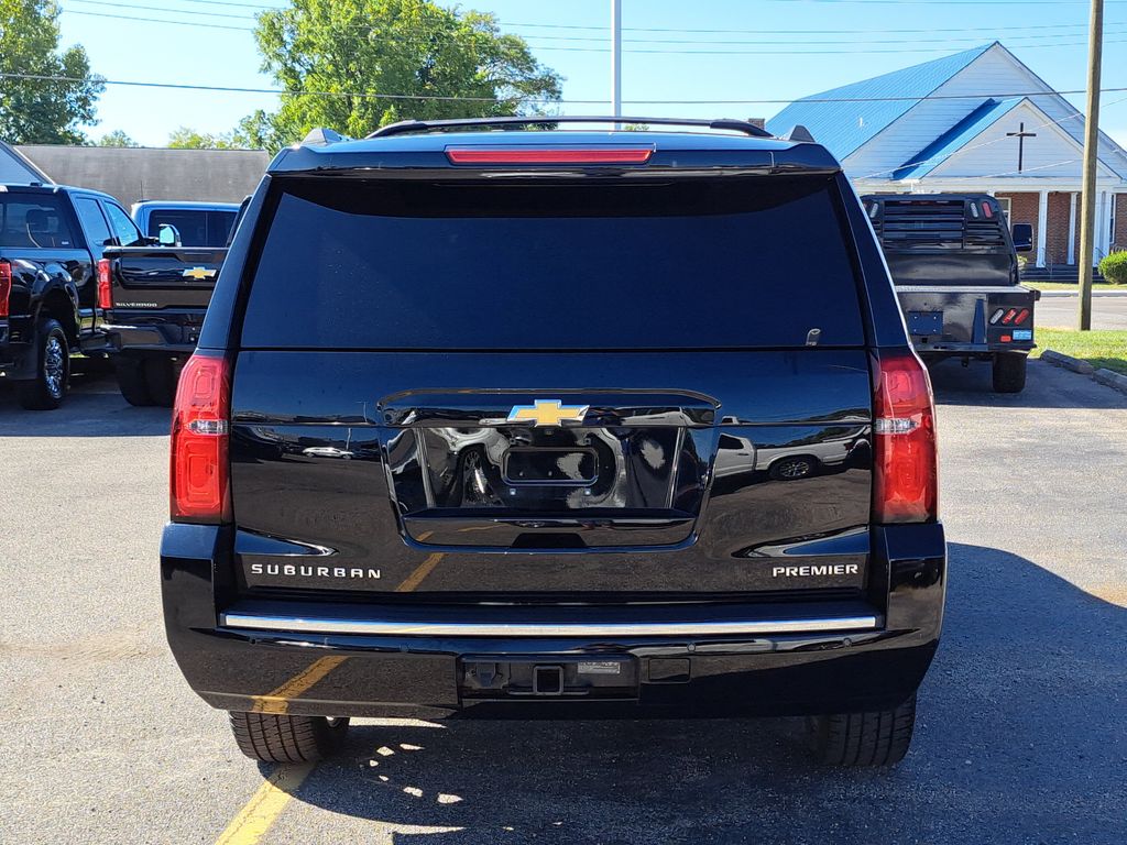 2020 Chevrolet Suburban Premier photo 4