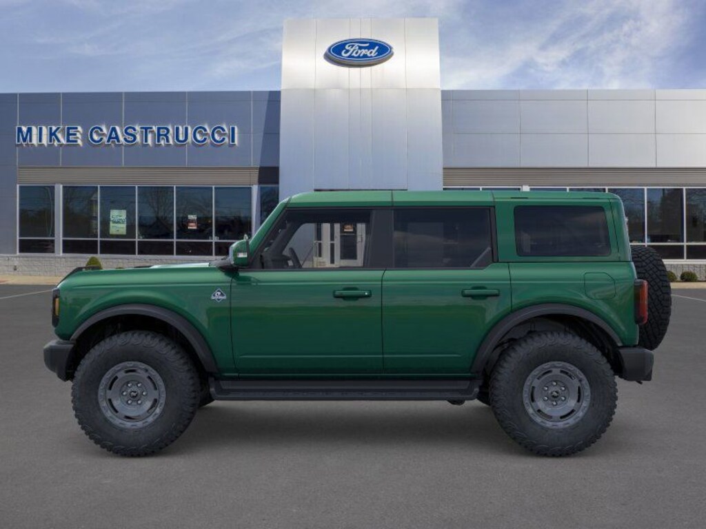 New 2025 Ford Bronco Outer Banks SUV