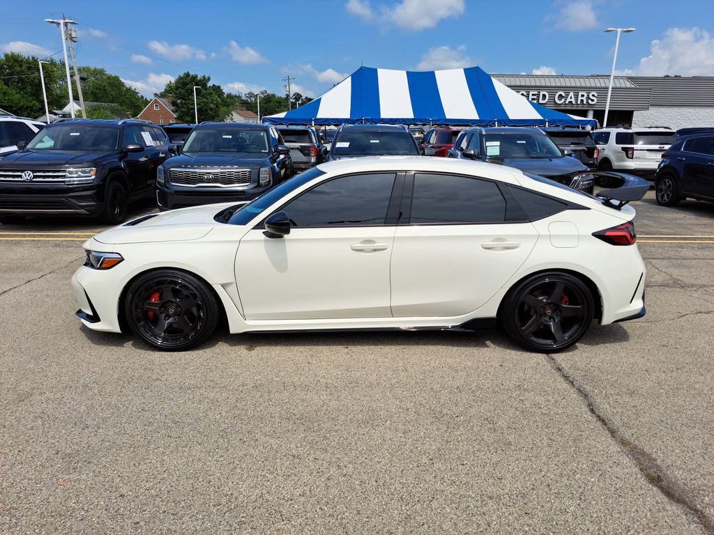 2024 Honda Civic Type R photo 2