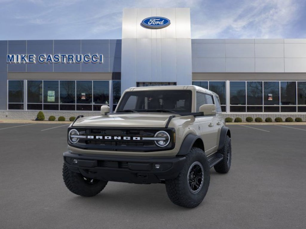New 2025 Ford Bronco Outer Banks SUV