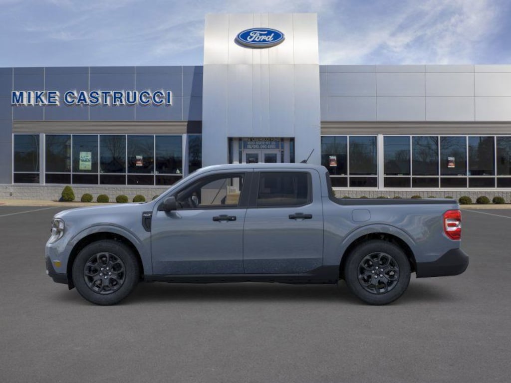 New 2025 Ford Maverick XLT Truck