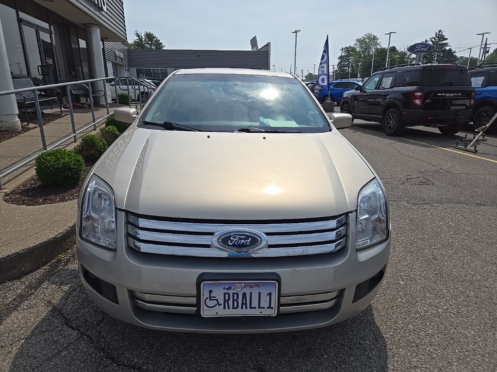 Used 2009 Ford Fusion SE with VIN 3FAHP07Z29R201503 for sale in Milford, OH