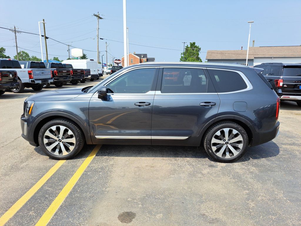 Used 2021 Kia Telluride EX with VIN 5XYP3DHC2MG117459 for sale in Milford, OH