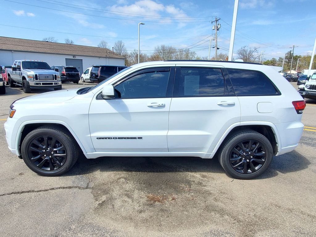 Certified 2022 Jeep Grand Cherokee WK Laredo X with VIN 1C4RJEAG4NC128339 for sale in Milford, OH