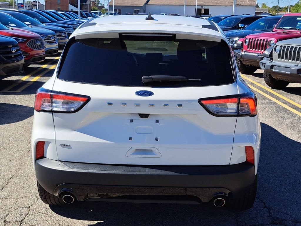 Used 2022 Ford Escape SE SUV