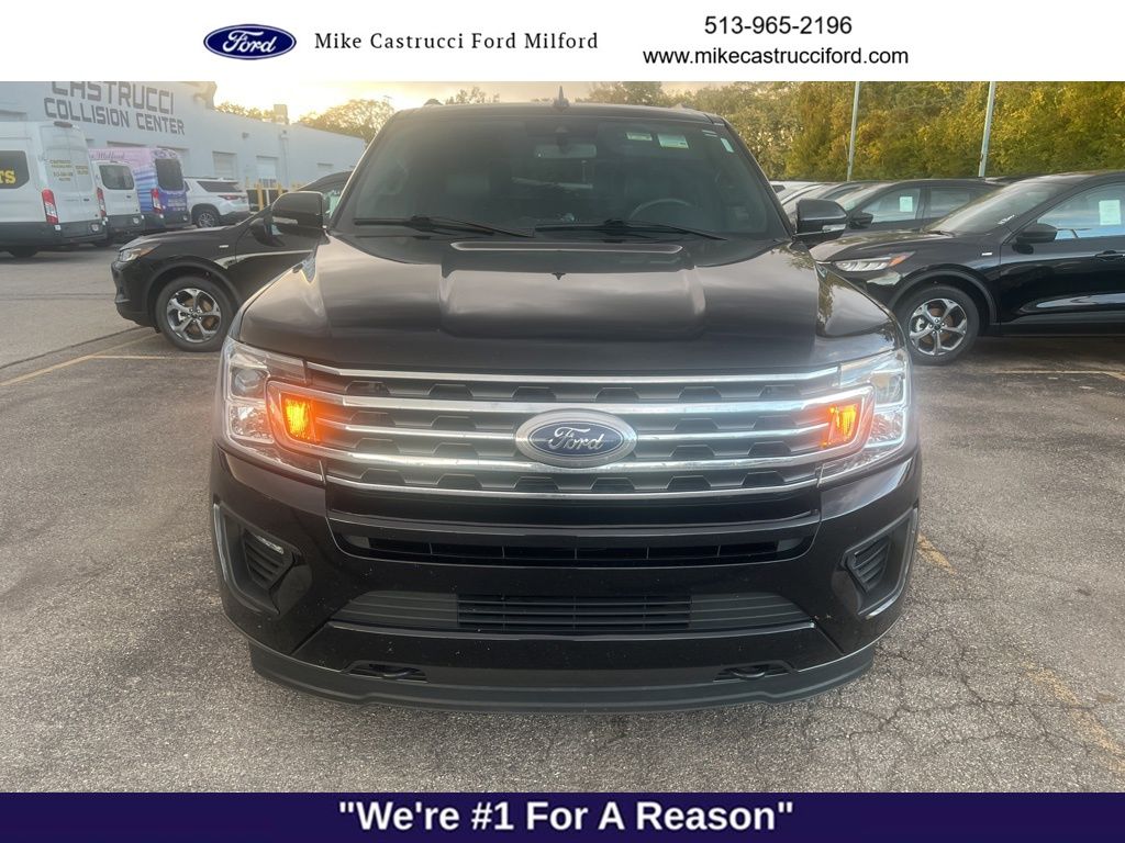 2021 Ford Expedition XLT photo 2