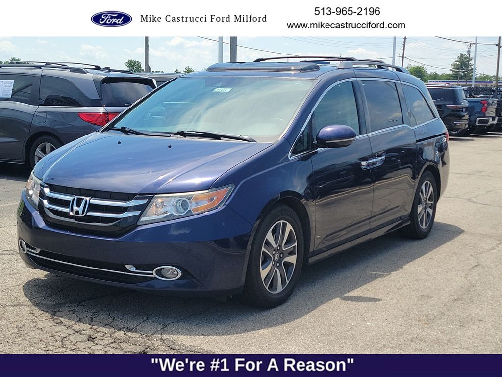 2016 Honda Odyssey Touring Elite's photo