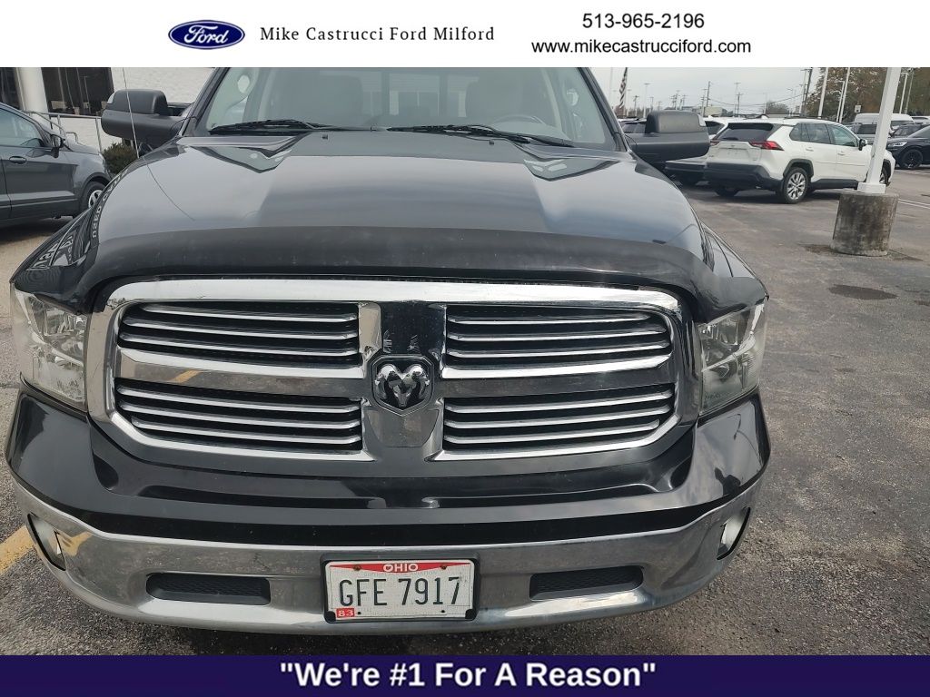 2015 Ram 1500 SLT photo 2