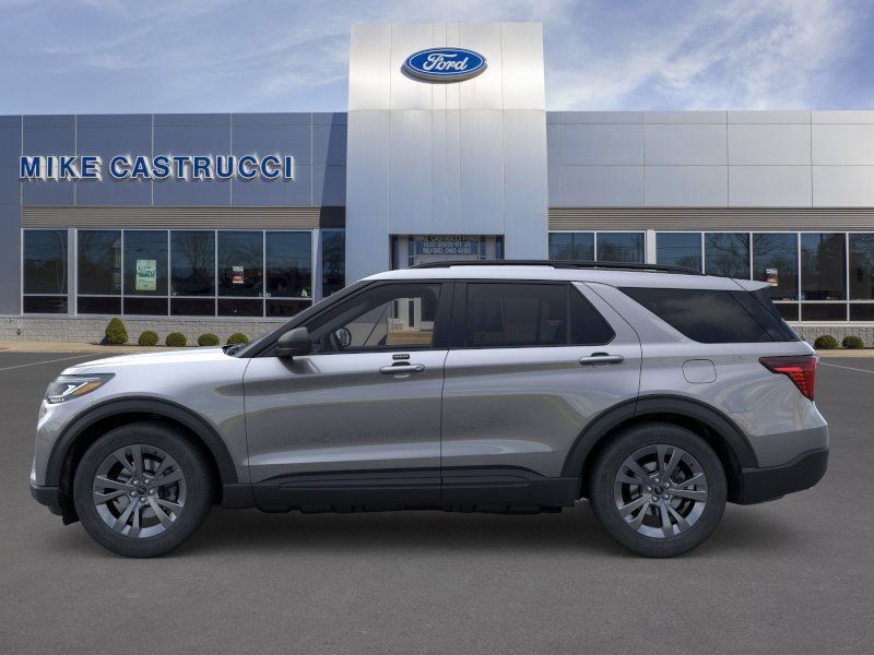2026 Ford Explorer photo 3