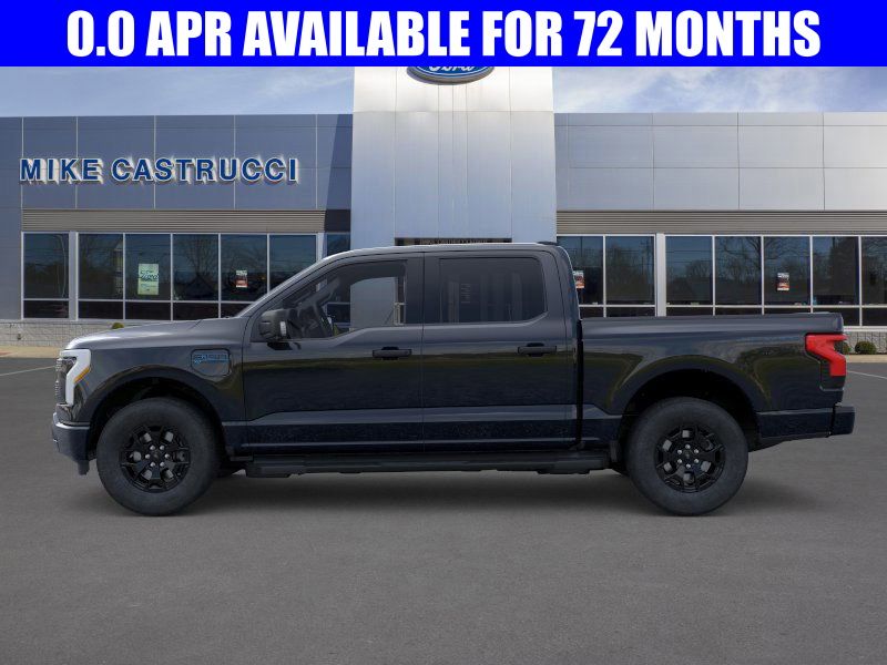 2025 Ford F-150 Lightning XLT photo 3