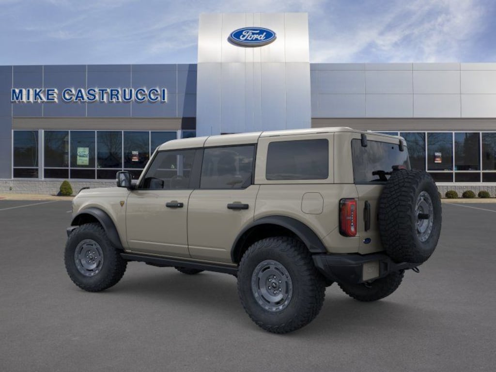 New 2025 Ford Bronco Badlands SUV