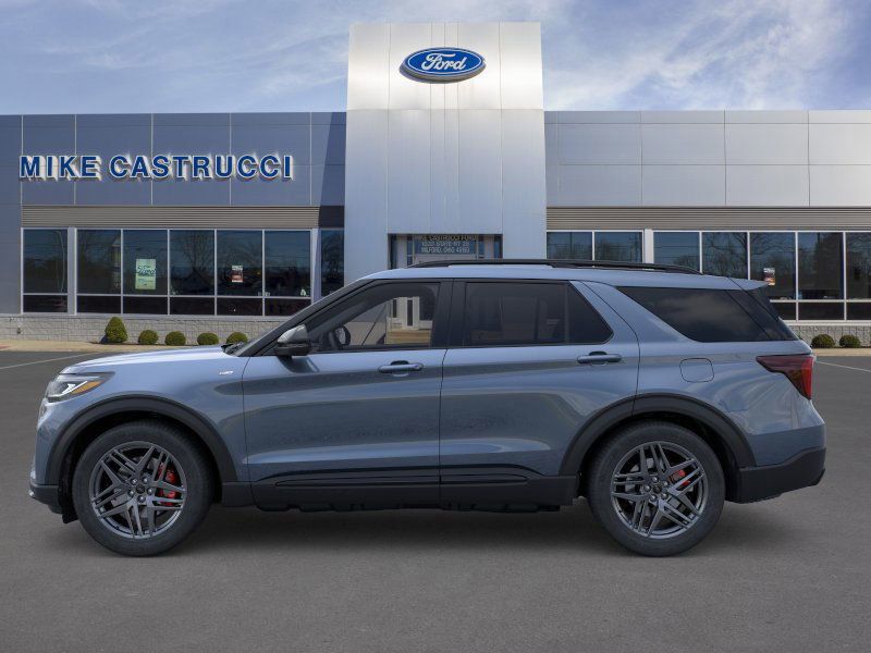 2025 Ford Explorer ST-Line photo 3