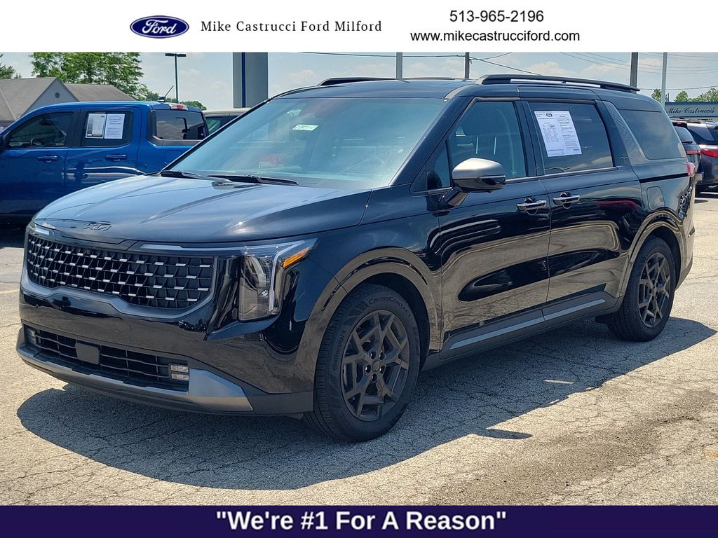2026 Kia Sedona SX's photo