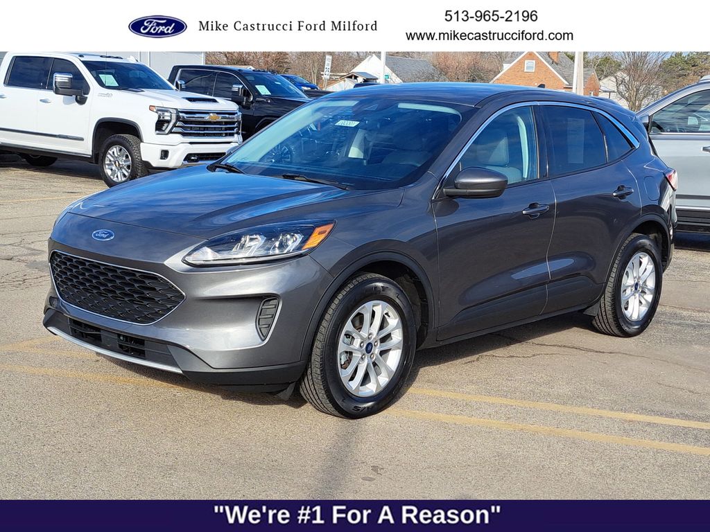 2021 Ford Escape SE's photo