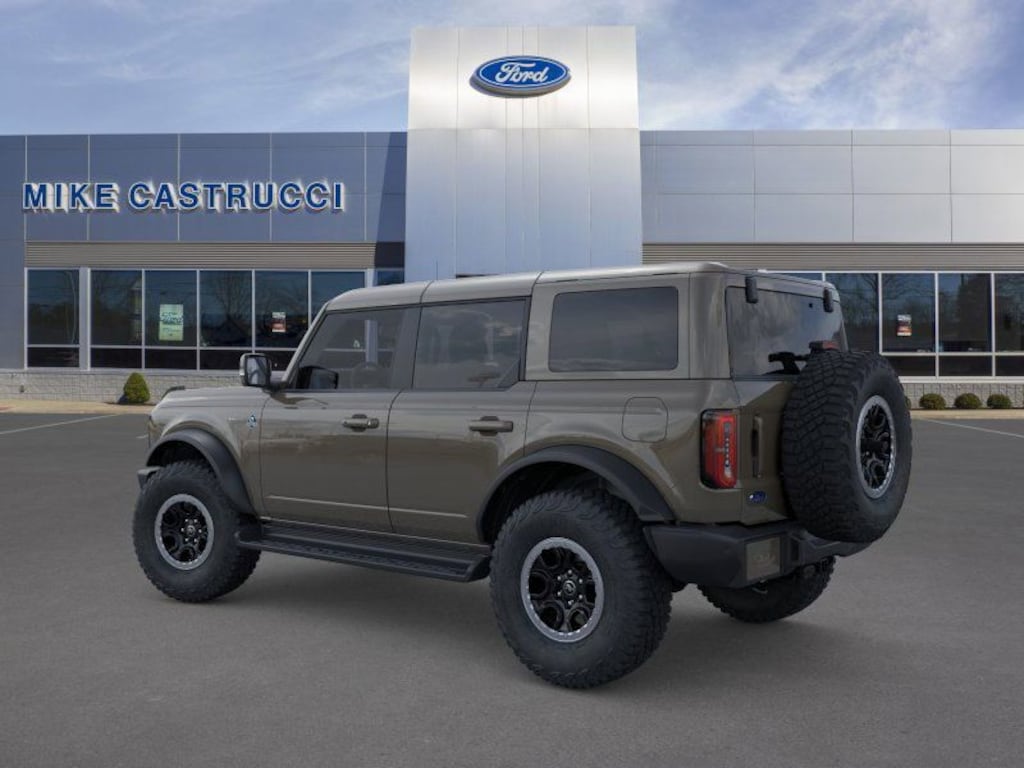New 2025 Ford Bronco Outer Banks SUV