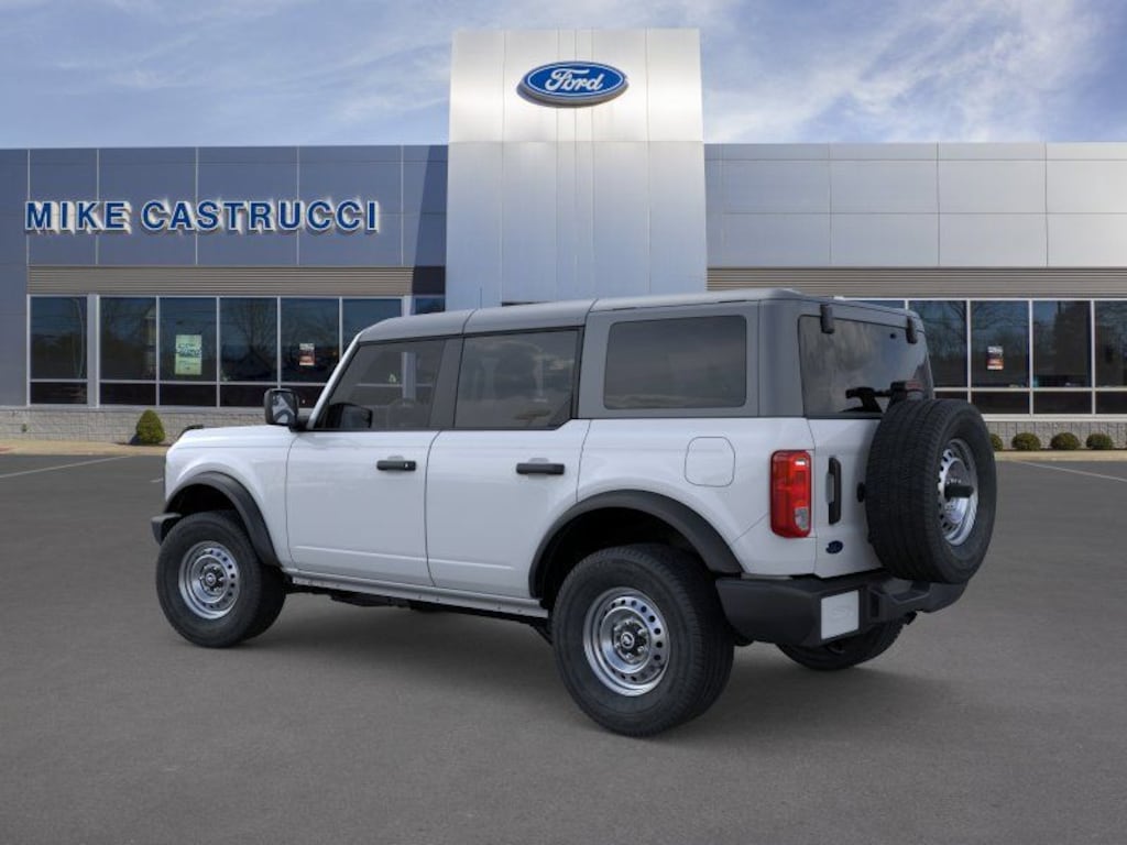 New 2026 Ford Bronco Base SUV