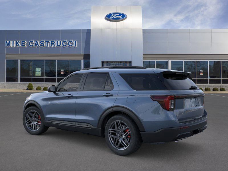 2025 Ford Explorer ST-Line photo 4