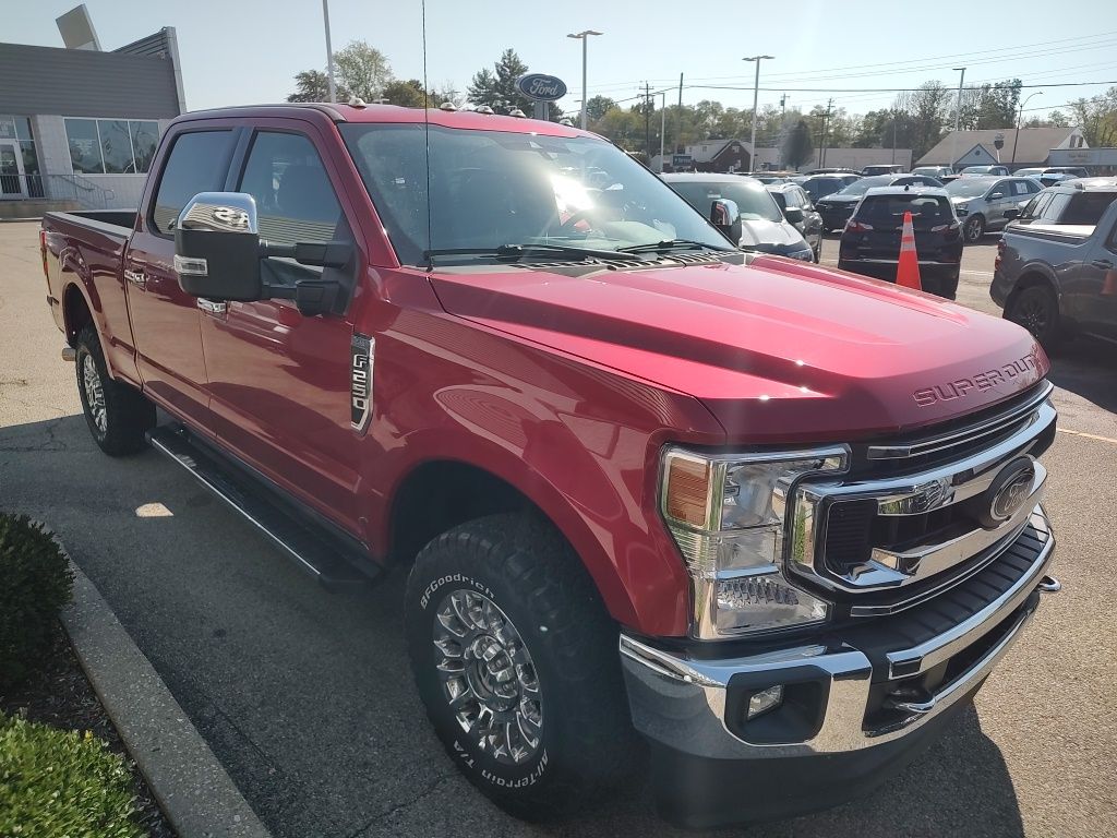 2021 Ford F-250 XLT photo 3
