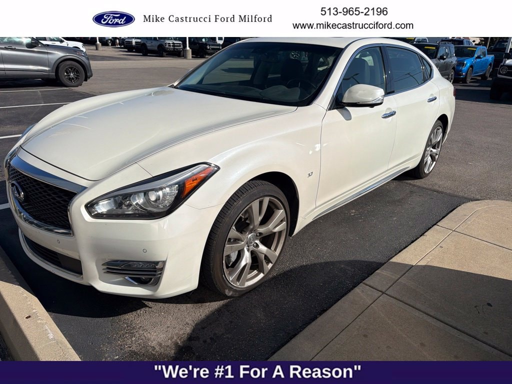 2016 INFINITI Q70L