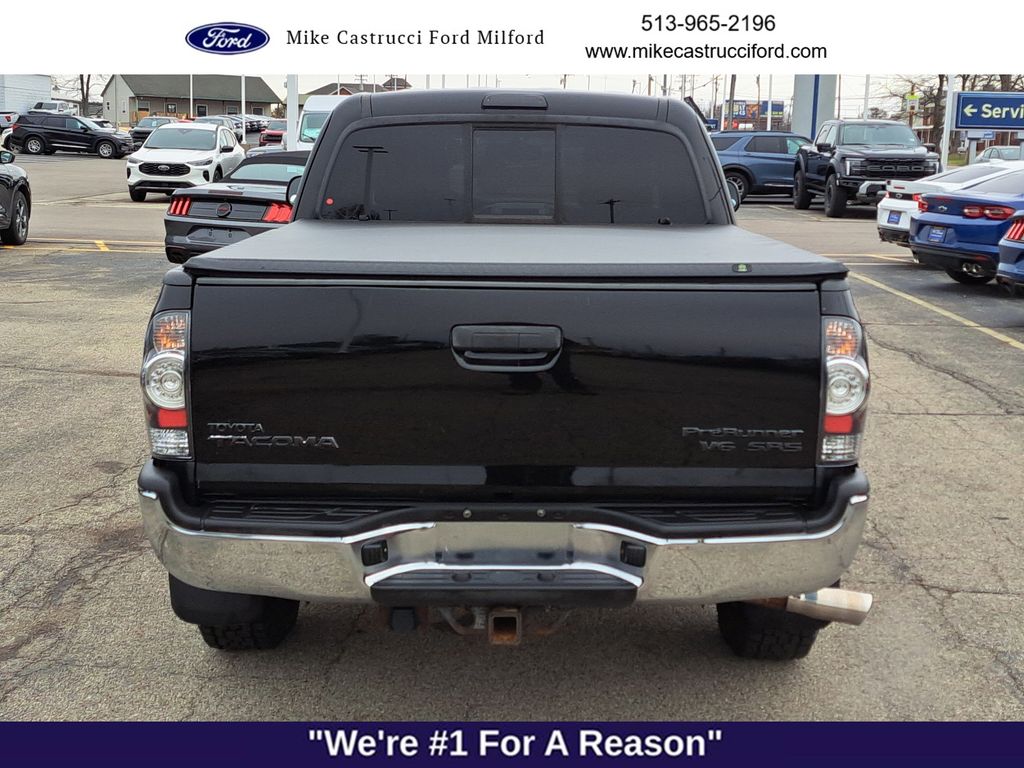 2011 Toyota Tacoma PreRunner V6 photo 3