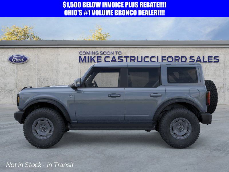 2025 Ford Bronco Outer Banks photo 3