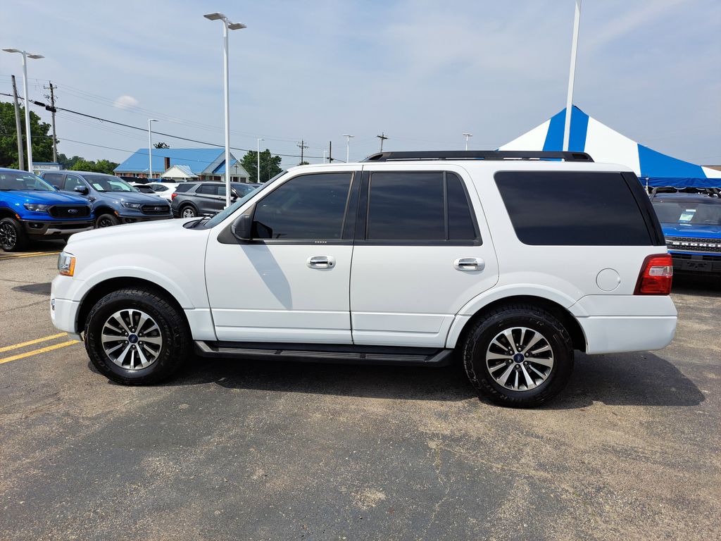 Used 2015 Ford Expedition XLT with VIN 1FMJU1JT6FEF04552 for sale in Milford, OH