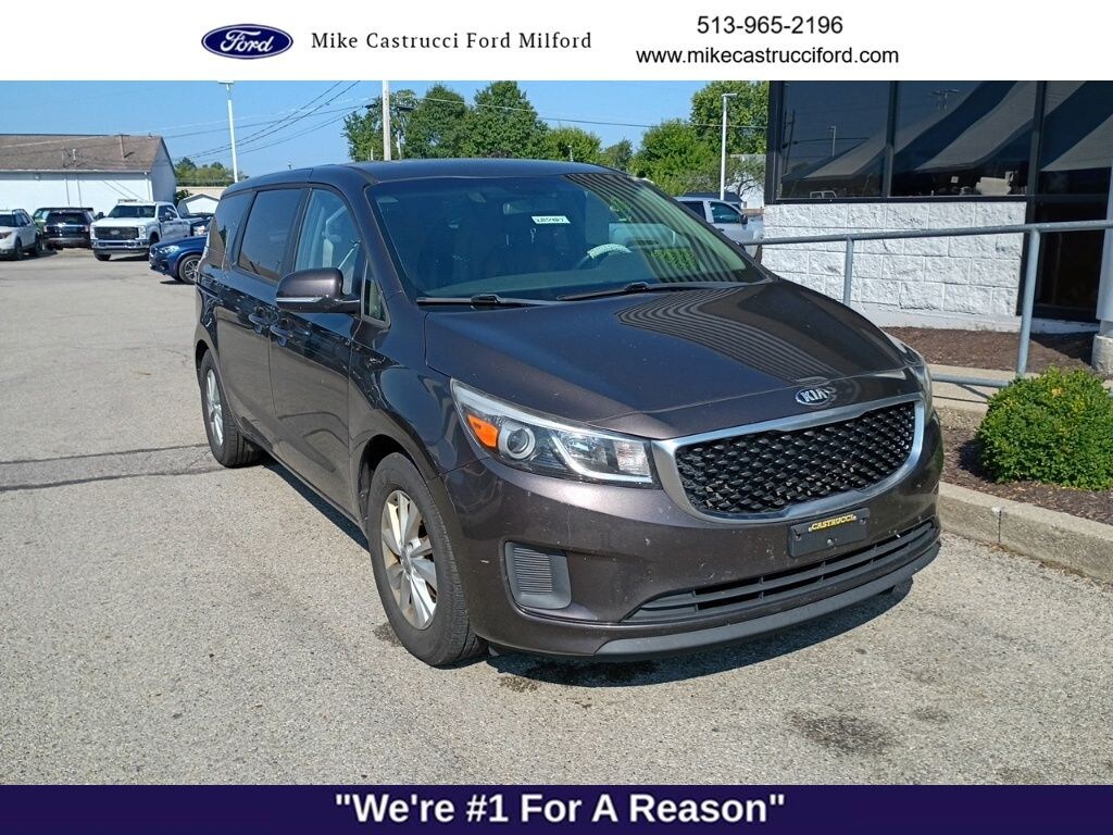 Used 2017 Kia Sedona LX Van Passenger Van