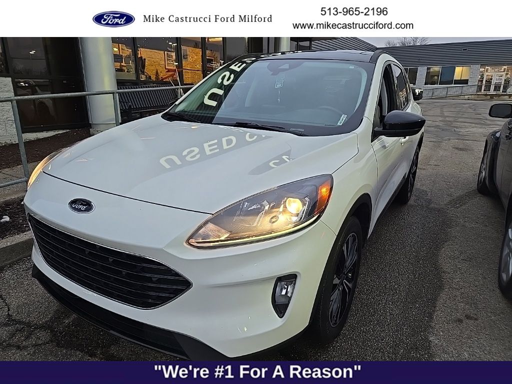 2022 Ford Escape SEL's photo