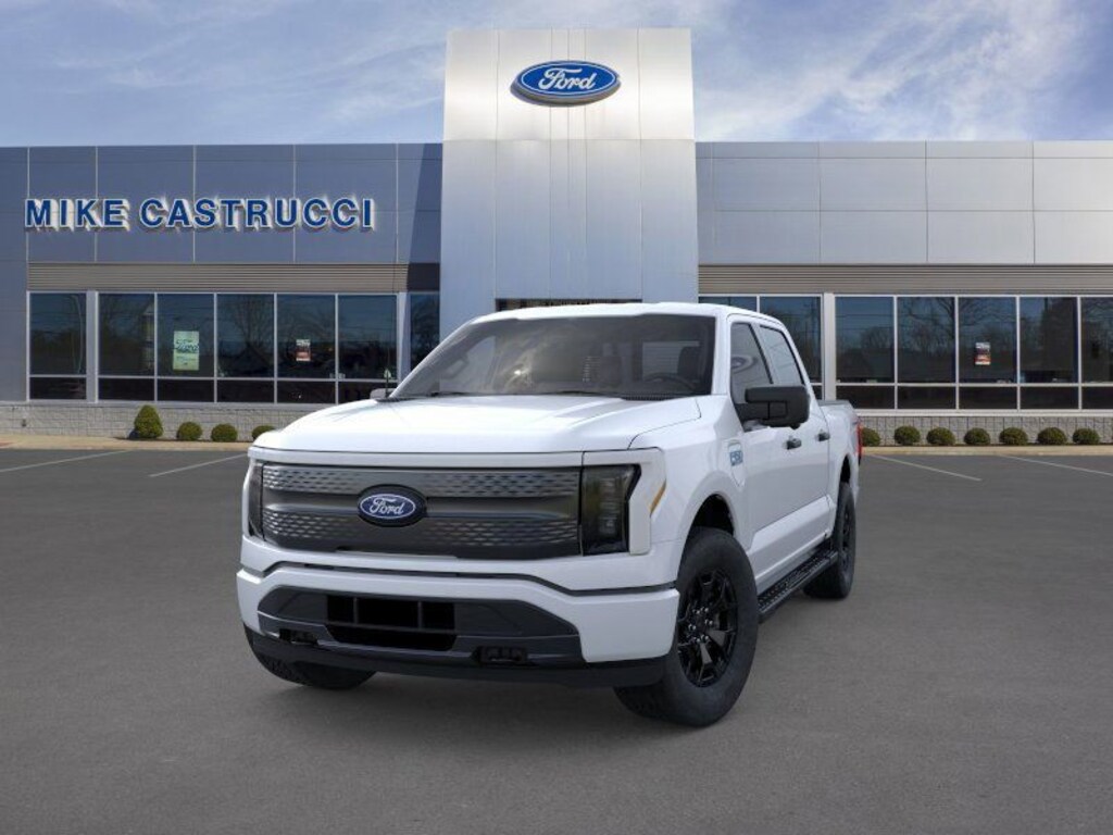 New 2025 Ford F-150 Lightning XLT TRUCK
