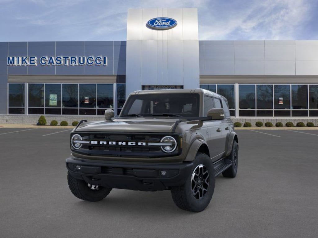 New 2025 Ford Bronco Outer Banks SUV