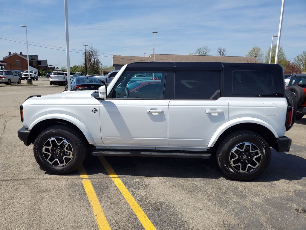 Certified 2024 Ford Bronco 4-Door Outer Banks with VIN 1FMDE8BH2RLB35475 for sale in Milford, OH
