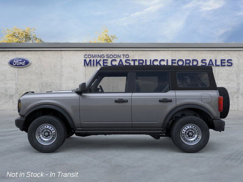 2025 Ford Bronco Base photo 3