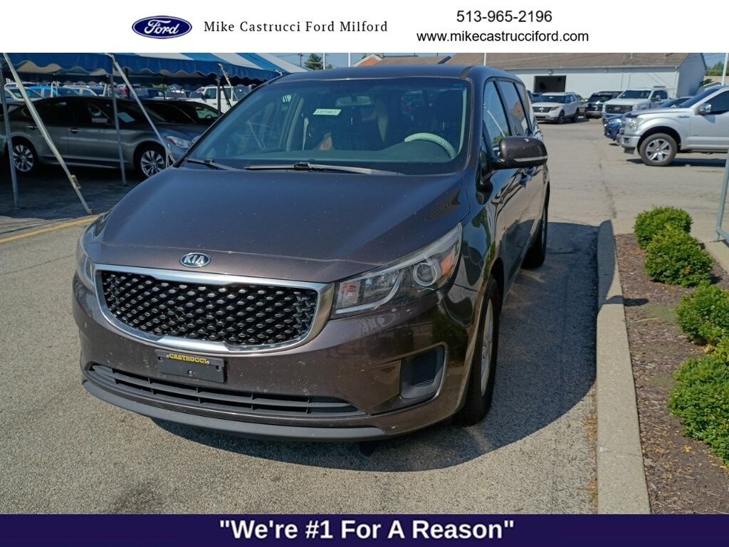 Used 2017 Kia Sedona LX Van Passenger Van