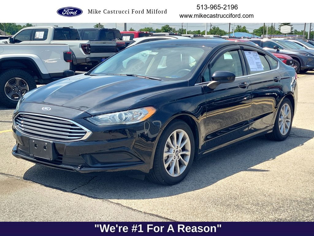 2017 Ford Fusion SE FWD's photo