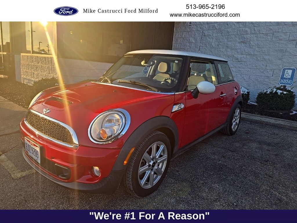 2013 MINI Cooper S's photo
