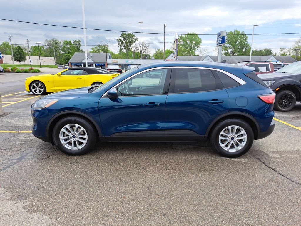 Used 2020 Ford Escape SE with VIN 1FMCU0G67LUC68483 for sale in Milford, OH