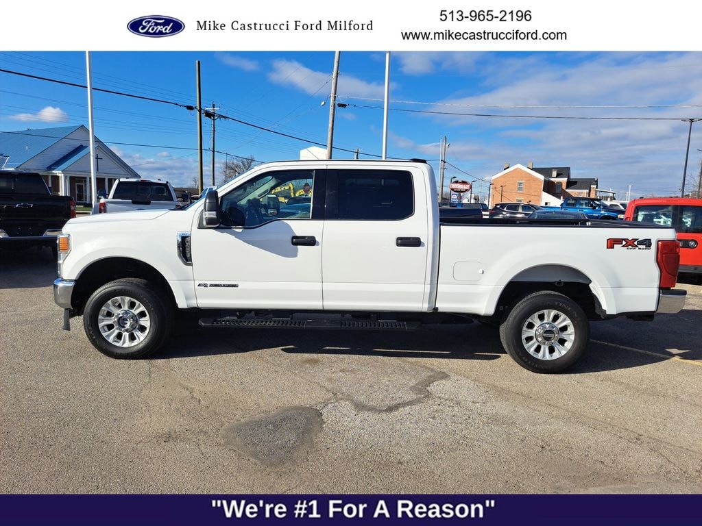 Used 2022 Ford F-250 XLT Truck Crew Cab