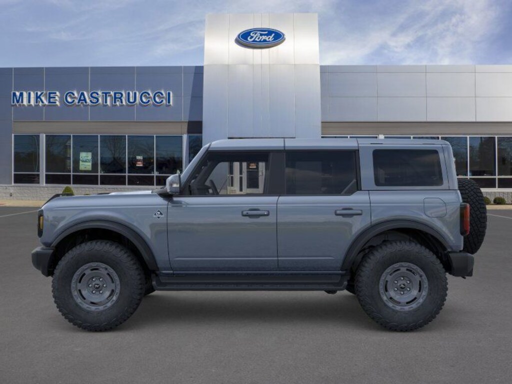 New 2025 Ford Bronco Outer Banks SUV